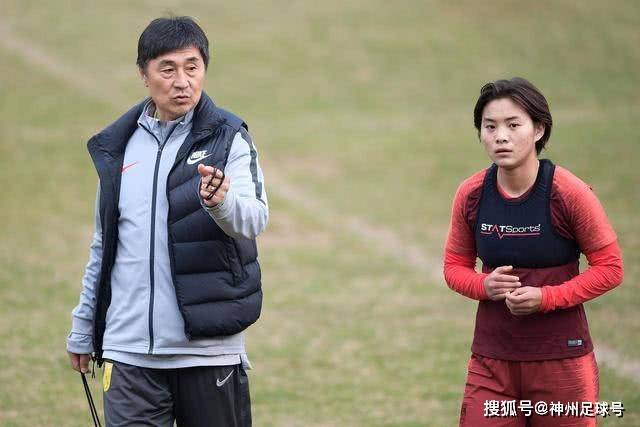 A·史密斯：对詹姆斯没去骑士感到震惊 76人能得到他因为换来布朗